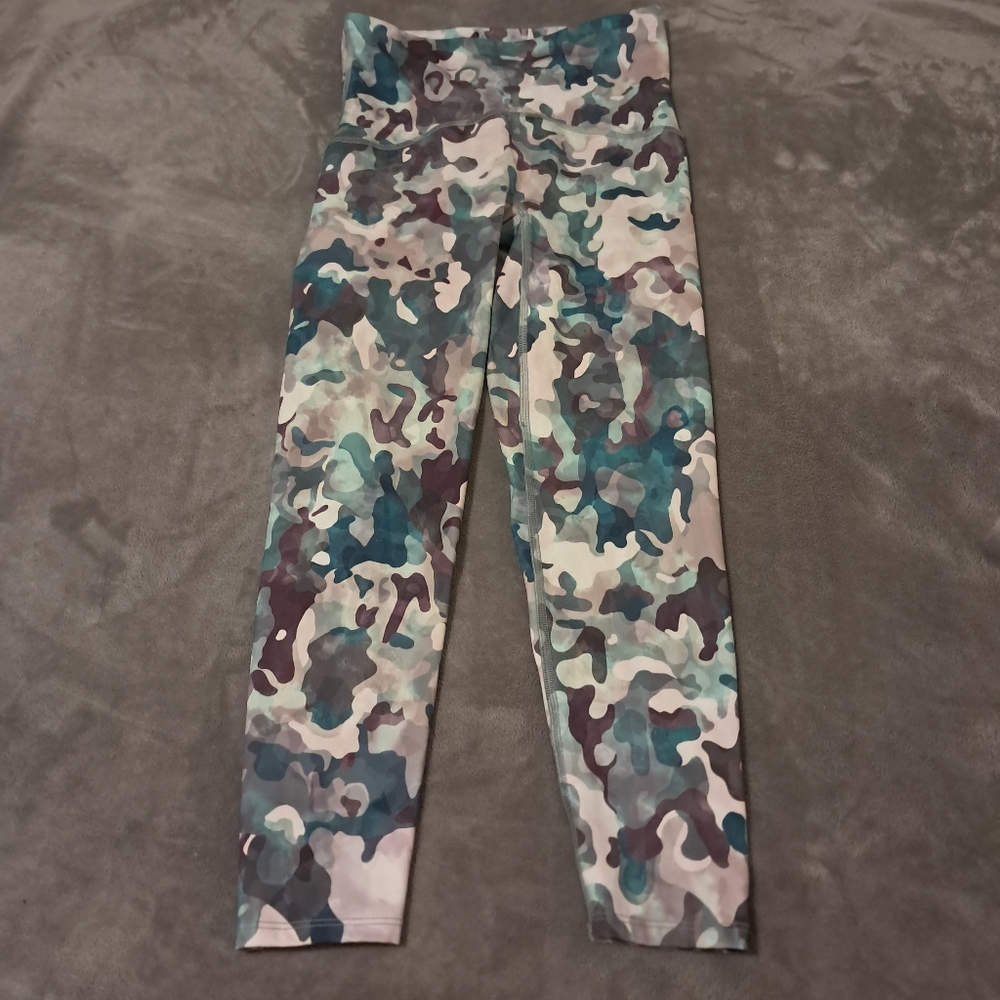 Spanx Women Bootie Boost Active Printed 7/8 Leggings Painted Camo Pink Sz. S